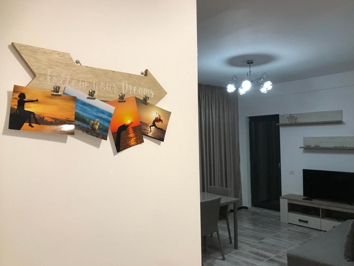 Ferienwohnung La Belle Vie Năvodari Exterior foto